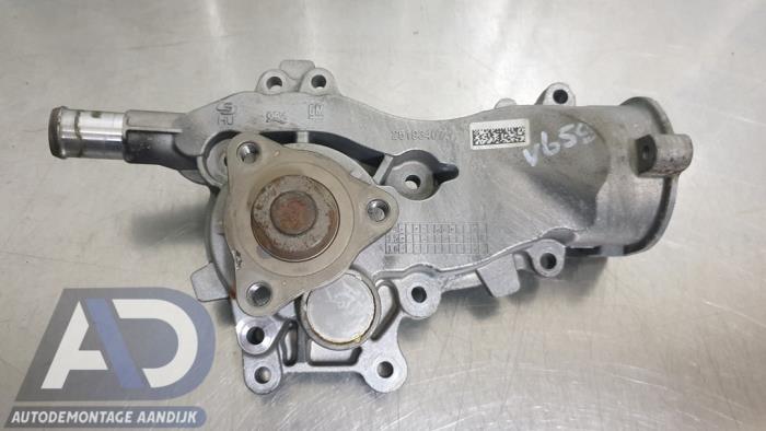 Begagnade Vattenpump Opel Mokka/Mokka X 1.4 Turbo 16V 4x2 Pris € 29,99 Marginaltabell erbjuds av Autodemontage Aandijk