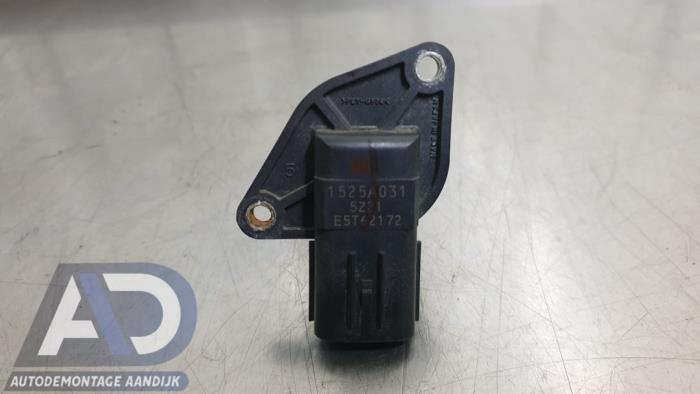 Gebrauchte Luftmassenmesser Mitsubishi Space Star (A0) 1.0 12V Preis € 24,99 Margenregelung angeboten von Autodemontage Aandijk