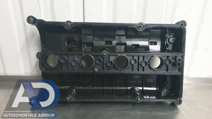 Ventildeckel van een Ford Focus 3 Wagon 1.6 Ti-VCT 16V 105 2012