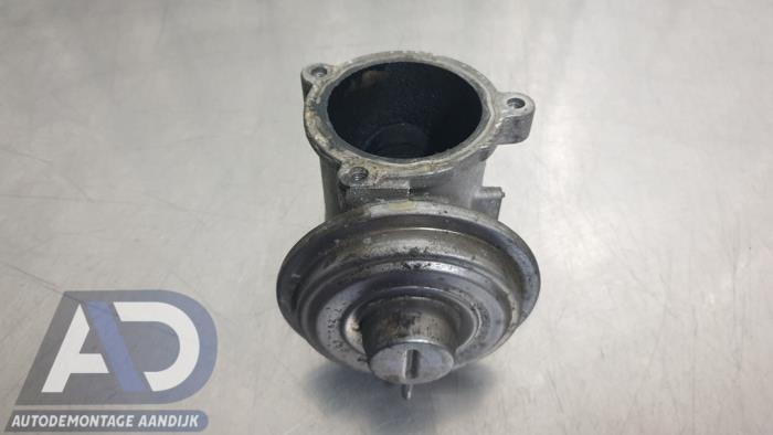 Usagé Valve RGE BMW 3 serie Touring (E91) 330Xd 24V Prix € 39,99 Règlement à la marge proposé par Autodemontage Aandijk