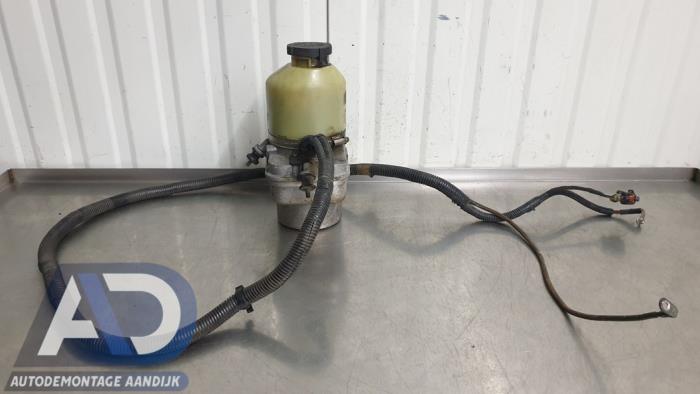 Used Power steering pump Opel Zafira (M75) 1.8 16V Ecotec Price € 99,99 Margin scheme offered by Autodemontage Aandijk