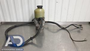 Usagé Pompe direction assistée Opel Zafira (M75) 1.8 16V Ecotec Prix € 99,99 Règlement à la marge proposé par Autodemontage Aandijk