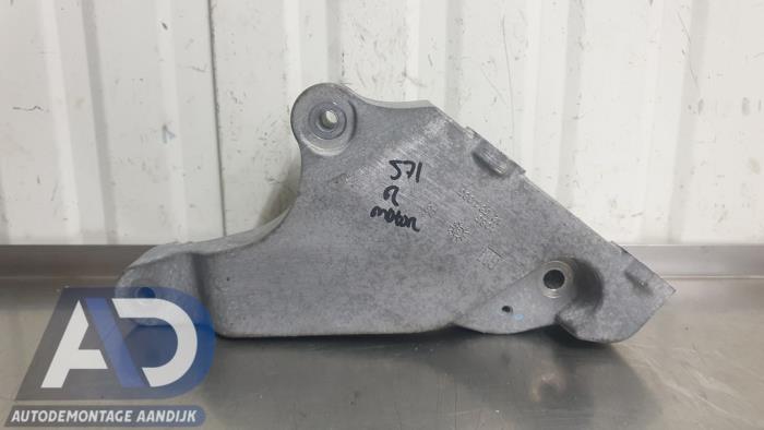 Used Engine mount Opel Karl 1.0 12V Price € 24,99 Margin scheme offered by Autodemontage Aandijk