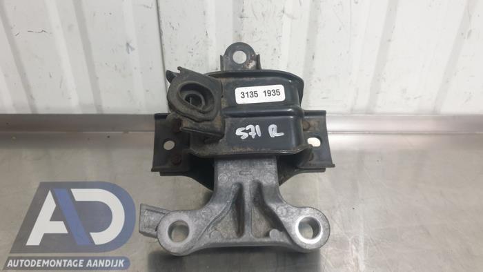 Used Engine mount Opel Karl 1.0 12V Price € 24,99 Margin scheme offered by Autodemontage Aandijk