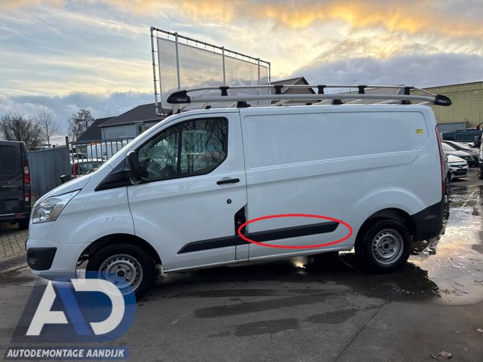 Begagnade Dekorstripe Ford Transit Custom 2.2 TDCi 16V Pris € 29,99 Marginaltabell erbjuds av Autodemontage Aandijk