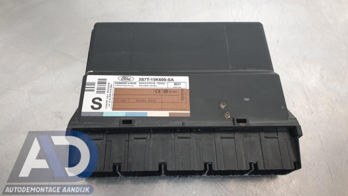 Used Body control computer Ford Mondeo III Wagon 1.8 16V Price € 39,99 Margin scheme offered by Autodemontage Aandijk