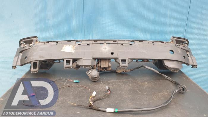 Używane Hak holowniczy Mercedes C Combi (S203) 3.5 C-350 V6 24V Cena € 74,99 Procedura marży oferowane przez Autodemontage Aandijk