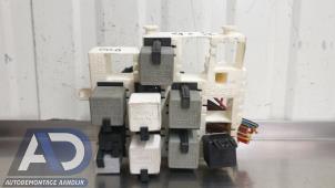 Used Fuse box Saab 9-5 Estate (YS3E) 2.3t 16V Price € 29,99 Margin scheme offered by Autodemontage Aandijk