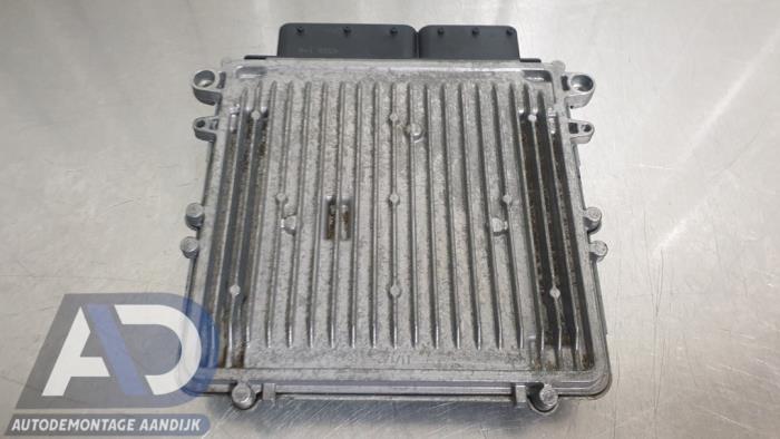 Engine management computer from a Mercedes-Benz E Combi (S211) 3.0 E-280 CDI V6 24V 2008