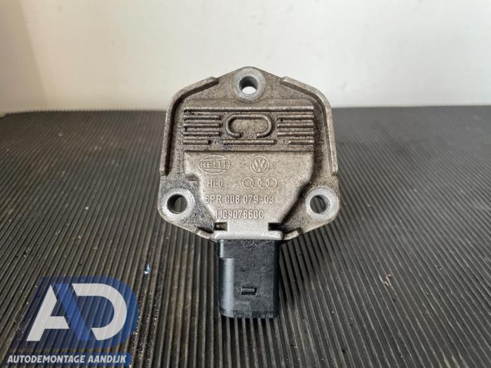 Begagnade Oljenivåsensor Volkswagen Golf V (1K1) 1.9 TDI Pris € 19,99 Marginaltabell erbjuds av Autodemontage Aandijk