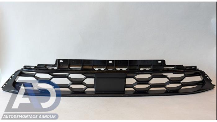 Używane Grill Ford Puma 1.0 Ti-VCT EcoBoost mHEV 12V Cena € 99,99 Procedura marży oferowane przez Autodemontage Aandijk