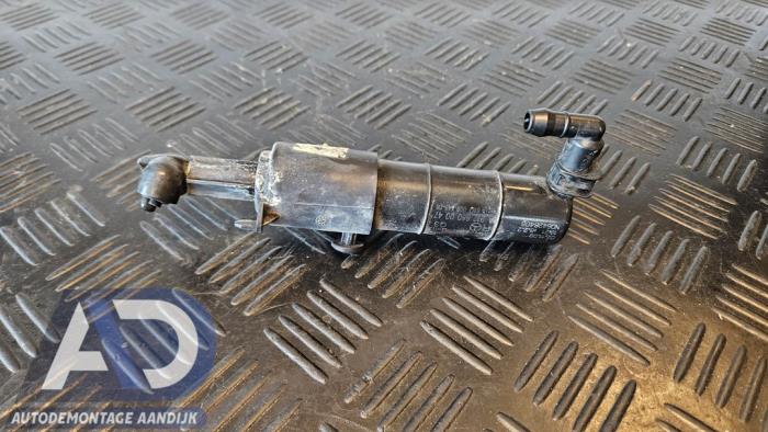 Używane Spryskiwacz reflektorów Mercedes E Estate (S212) E-350 CDI V6 24V BlueEfficiency Cena € 24,99 Procedura marży oferowane przez Autodemontage Aandijk