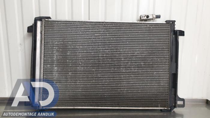 Begagnade AC-radiator Mercedes E Estate (S212) E-350 CDI V6 24V BlueEfficiency Pris € 79,99 Marginaltabell erbjuds av Autodemontage Aandijk