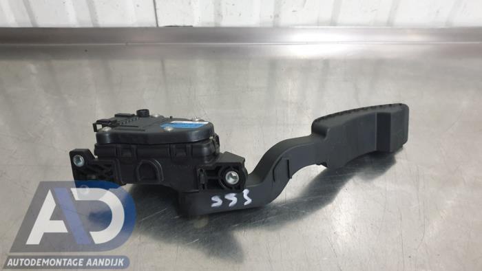 Gaspedalposition Sensor van een Renault Laguna II (BG) 2.0 16V 2005