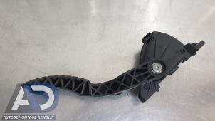 Gaspedalposition Sensor van een Renault Laguna II (BG) 2.0 16V 2005