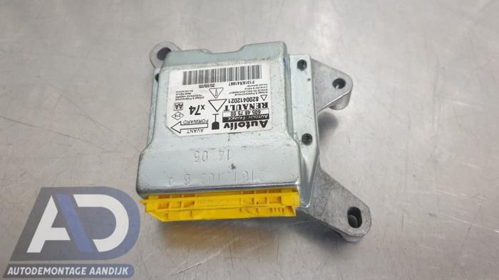Begagnade Airbagmodul Renault Laguna II (BG) 2.0 16V Pris € 49,99 Marginaltabell erbjuds av Autodemontage Aandijk