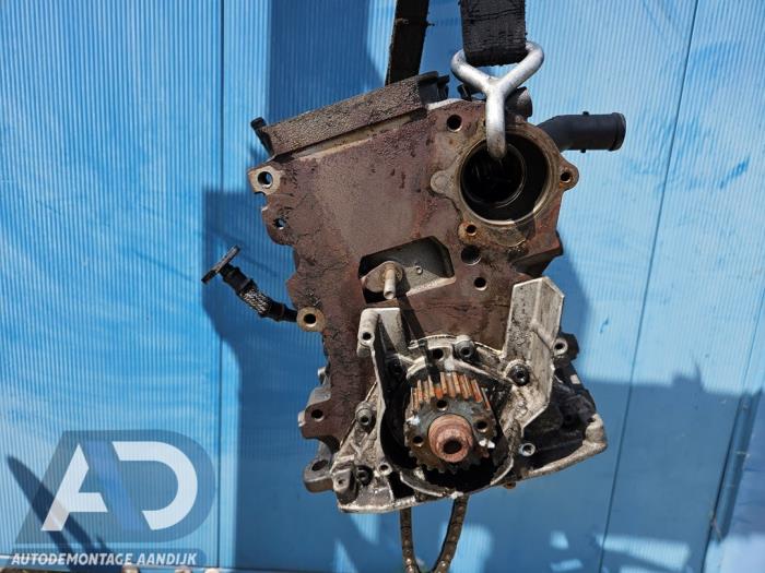 Used Engine crankcase Skoda Octavia Combi (1Z5) 1.9 TDI Price € 249,99 Margin scheme offered by Autodemontage Aandijk