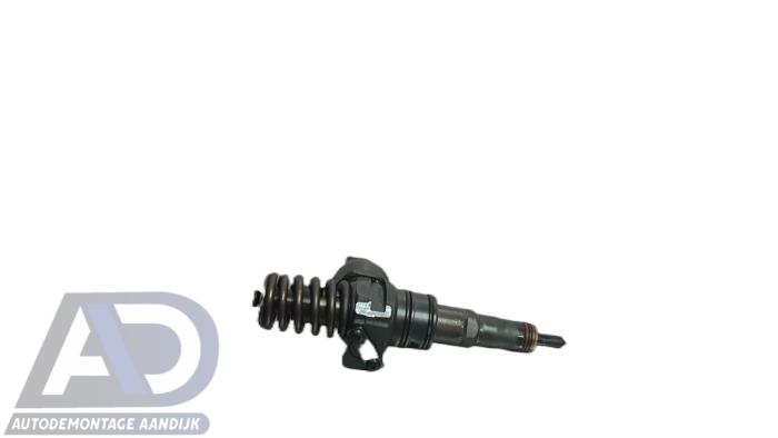 Injector (diesel) Skoda Octavia Combi 1.9 TDI - 038130073AG BXE BOSCH