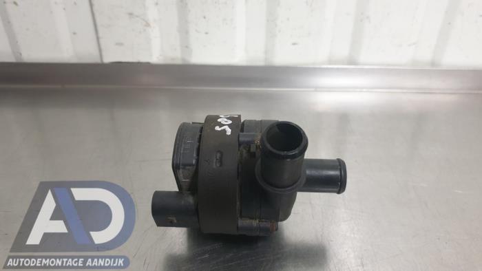 Begagnade Extra vattenpump Renault Grand Scénic III (JZ) 1.4 16V TCe 130 Pris € 24,99 Marginaltabell erbjuds av Autodemontage Aandijk