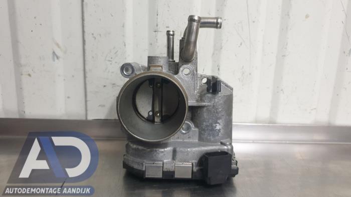 Used Throttle body Hyundai i10 (B5) 1.0 12V Price € 19,99 Margin scheme offered by Autodemontage Aandijk