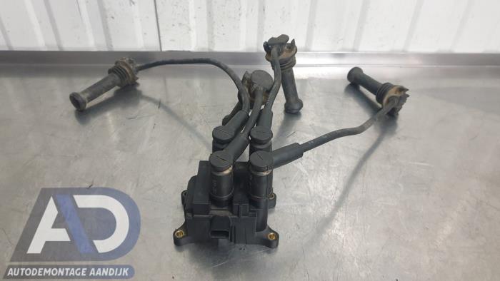 Gebrauchte Zündspule Ford Focus 3 Wagon 1.6 Ti-VCT 16V 105 Preis € 29,99 Margenregelung angeboten von Autodemontage Aandijk
