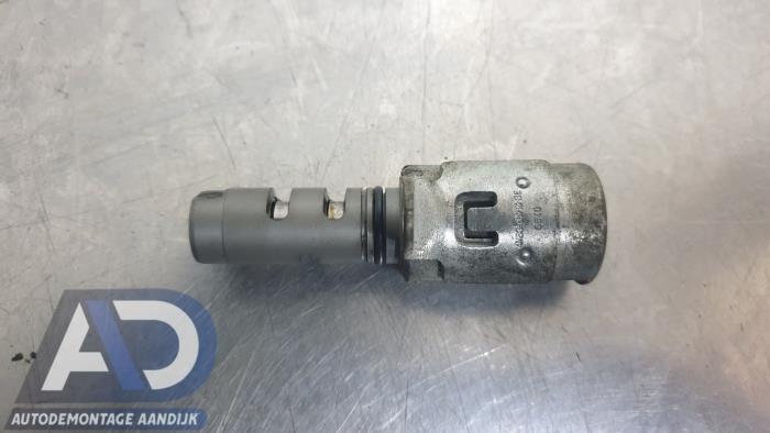 Begagnade Kamaxelsensor Ford Focus 3 Wagon 1.6 Ti-VCT 16V 105 Pris € 49,99 Marginaltabell erbjuds av Autodemontage Aandijk