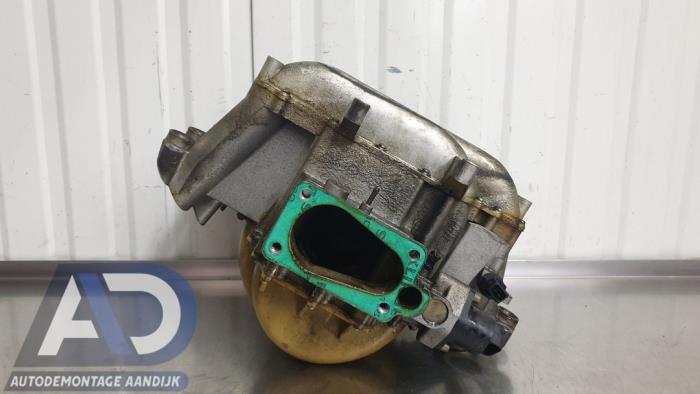 Begagnade Insugsrör Audi A4 (B5) 2.6 E V6 Pris € 74,99 Marginaltabell erbjuds av Autodemontage Aandijk