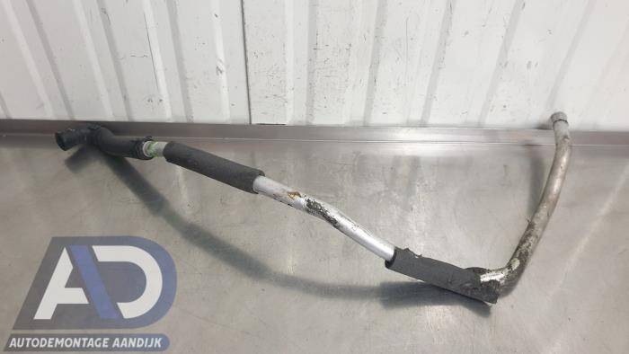 Usagé Conduit (divers) Mercedes C Combi AMG (S203) 5.4 C-55 AMG V8 24V Prix € 24,99 Règlement à la marge proposé par Autodemontage Aandijk