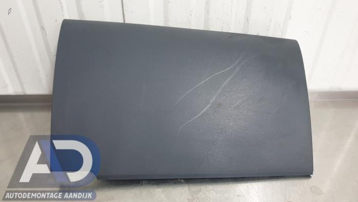 Begagnade Handskfack Mitsubishi Colt (Z2/Z3) 1.3 16V Pris € 34,99 Marginaltabell erbjuds av Autodemontage Aandijk