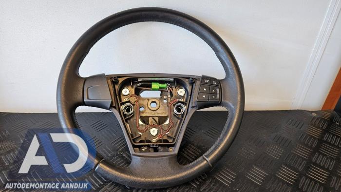 Usagé Volant Volvo S40 (MS) 2.4 20V Prix € 49,99 Règlement à la marge proposé par Autodemontage Aandijk