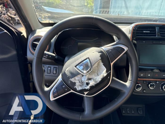 Używane Kierownica Dacia Spring 45 Cena € 99,99 Procedura marży oferowane przez Autodemontage Aandijk