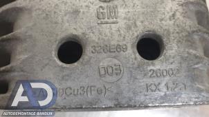Engine mount from a Opel Astra K Sports Tourer 1.6 CDTI 136 16V 2019