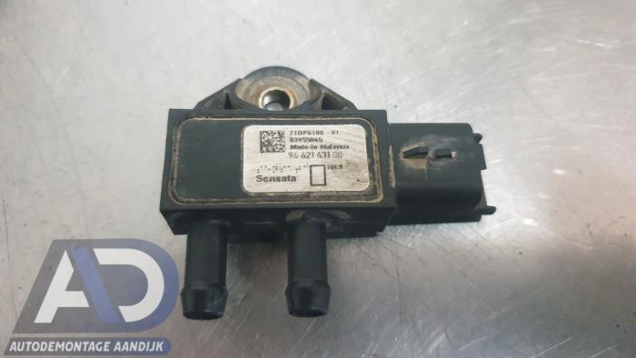 Begagnade Partikelfiltersensor Fiat Scudo (270) 2.0 D Multijet Pris € 9,99 Marginaltabell erbjuds av Autodemontage Aandijk