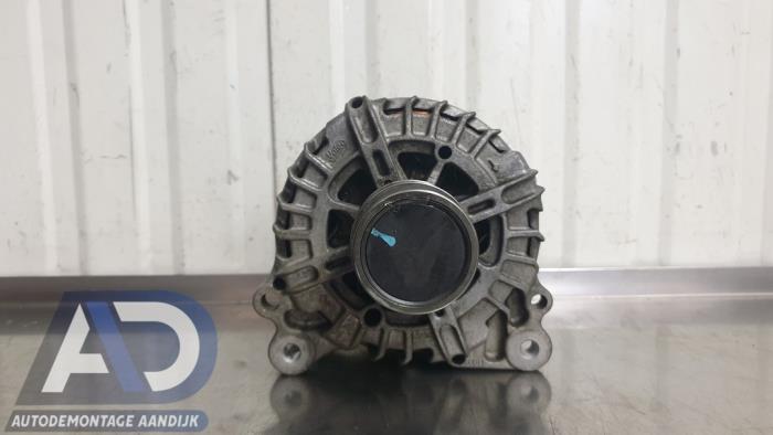Begagnade Dynamo Volkswagen Golf VII (AUA) 1.5 TSI Evo BMT 16V Pris € 64,99 Marginaltabell erbjuds av Autodemontage Aandijk