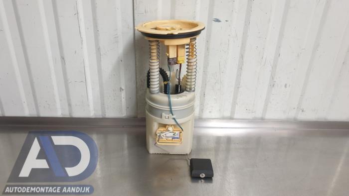Gebrauchte Kraftstoffpumpe Elektrisch Mercedes A (W169) 1.5 A-150 Preis € 49,99 Margenregelung angeboten von Autodemontage Aandijk