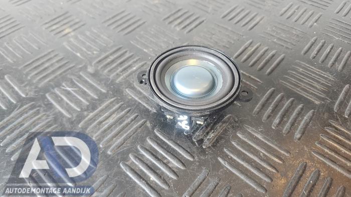 Używane Glosnik Mercedes A (W169) 1.5 A-150 Cena € 29,99 Procedura marży oferowane przez Autodemontage Aandijk