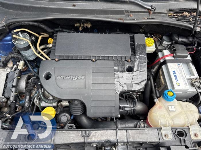 Used Engine Fiat Grande Punto (199) 1.3 JTD Multijet 16V VGT Price € 999,99 Margin scheme offered by Autodemontage Aandijk