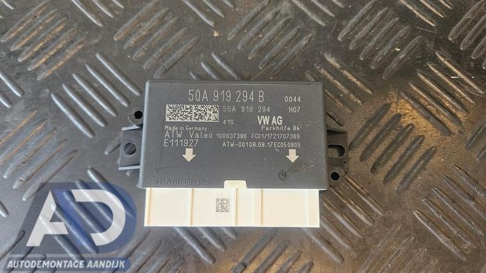 Begagnade PDC-modul Volkswagen Golf VII (AUA) 1.5 TSI Evo BMT 16V Pris € 19,99 Marginaltabell erbjuds av Autodemontage Aandijk