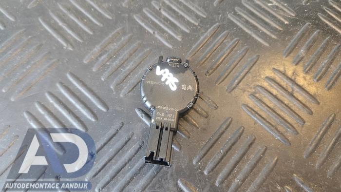 Begagnade Regnsensor Citroen C3 (SX/SW) 1.2 Vti 12V PureTech Pris € 19,99 Marginaltabell erbjuds av Autodemontage Aandijk