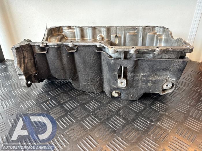 Used Sump Landrover Discovery Sport (LC) 2.0 TD4 180 16V Price € 124,99 Margin scheme offered by Autodemontage Aandijk