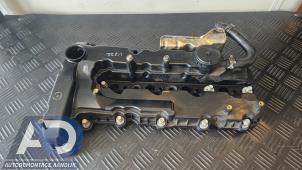 Usados Tapa de válvulas Opel Astra K Sports Tourer 1.6 CDTI 136 16V Precio € 49,99 Norma de margen ofrecido por Autodemontage Aandijk