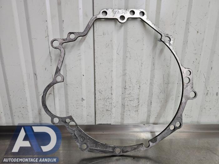 Usados Tabique intermedio Audi A6 (C6) 2.8 V6 24V FSI Precio € 24,99 Norma de margen ofrecido por Autodemontage Aandijk