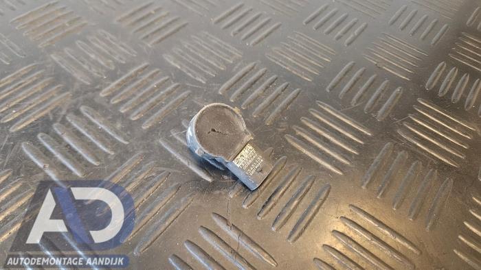 Usados Sensor PDC Opel Astra K Sports Tourer 1.6 CDTI 136 16V Precio € 19,99 Norma de margen ofrecido por Autodemontage Aandijk