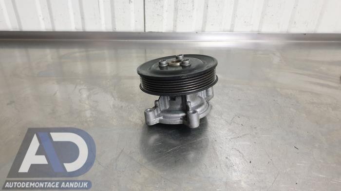Begagnade Vattenpump Audi A1 (8X1/8XK) 1.4 TFSI 16V 122 Pris € 24,99 Marginaltabell erbjuds av Autodemontage Aandijk