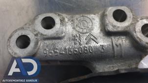 Engine mount from a Citroën C3 (SC) 1.4 16V VTi 2013