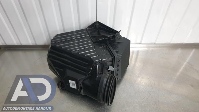 Begagnade Luftfilterhus Landrover Discovery Sport (LC) 2.0 TD4 180 16V Pris € 79,99 Marginaltabell erbjuds av Autodemontage Aandijk