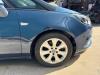 Opel Zafira Tourer (P12) 2.0 CDTI 16V 170 Ecotec Kotflügel rechts vorne