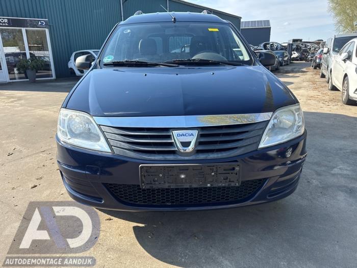 Używane Grill Dacia Logan MCV I (KS) 1.4 Cena € 49,99 Procedura marży oferowane przez Autodemontage Aandijk