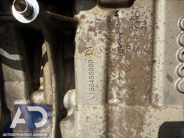 Used Engine crankcase Citroen C3 (SC) 1.4 16V VTi Price € 499,99 Margin scheme offered by Autodemontage Aandijk