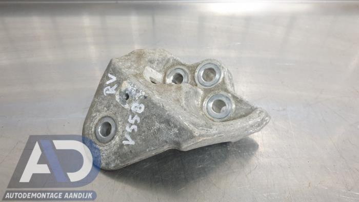 Used Engine mount Ford EcoSport (JK8) 1.0 EcoBoost 12V 125 Price € 19,99 Margin scheme offered by Autodemontage Aandijk